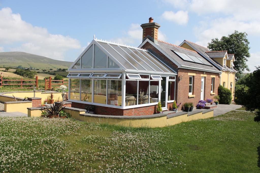Brynhaul Bed And Breakfast Maenclochog 외부 사진